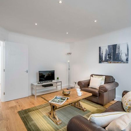 Splendid Apartment Near Vauxhall Tube 伦敦 外观 照片