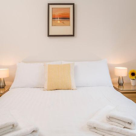 Splendid Apartment Near Vauxhall Tube 伦敦 外观 照片