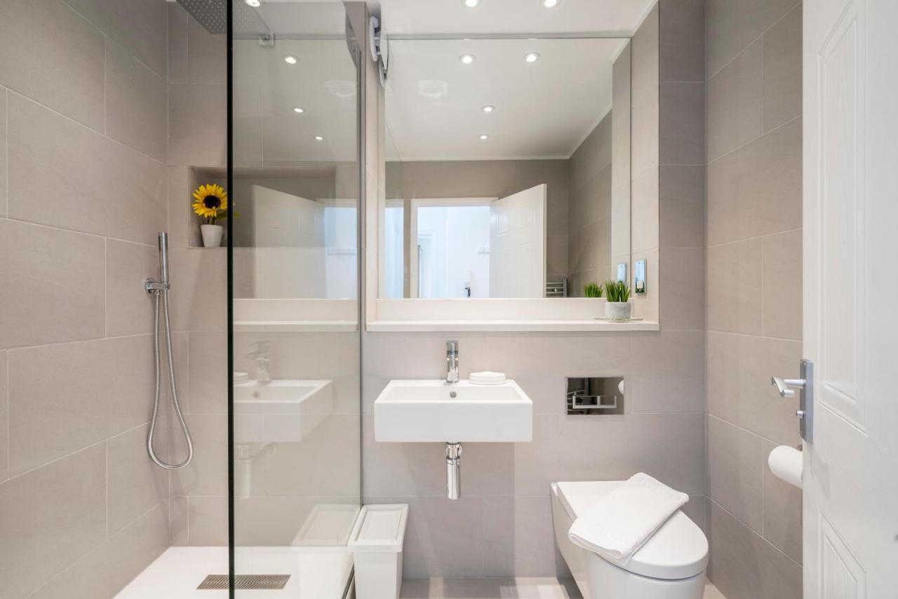 Splendid Apartment Near Vauxhall Tube 伦敦 外观 照片
